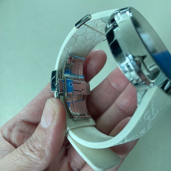 Unisex Gucci White Watch (100% Authentic) main image 5